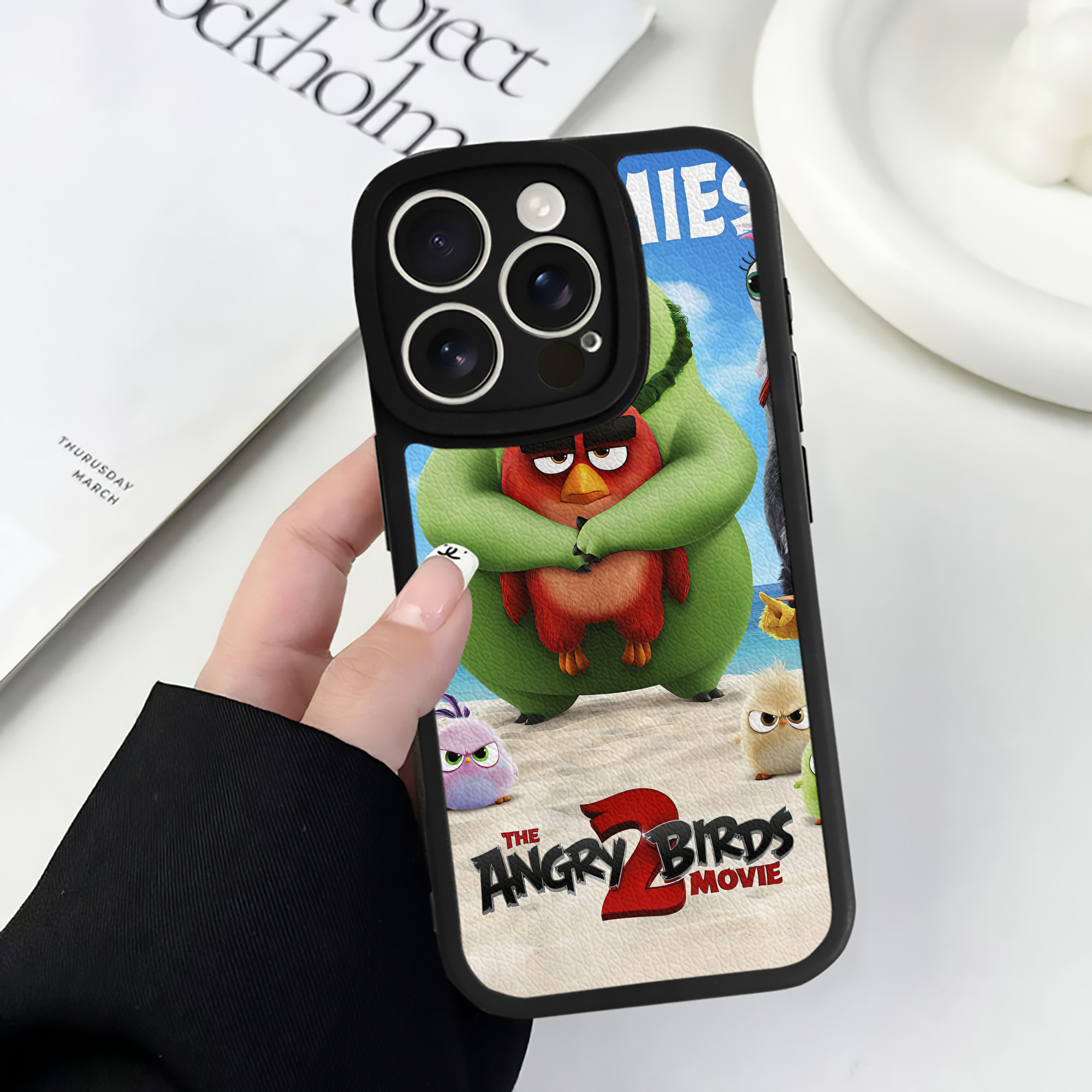 （画像用） Angry Birds アングリーバード 【iPhone 16シリーズ対応】シリコンスマホケース（レザー調） 材質：シリコン